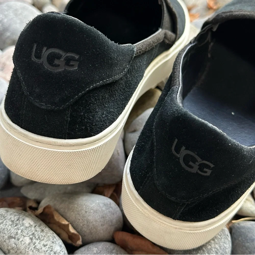 UGG Abbie’s perforated suede slip-on platform sneakers shoes - size 9.5